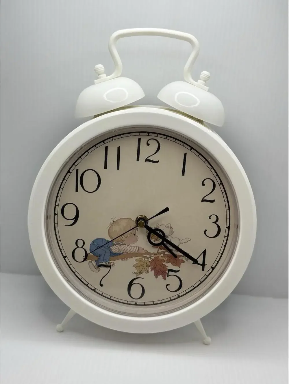 Rare Vintage Large White Plastic 9.5” Children’s Battery Clock Table Wall Decor